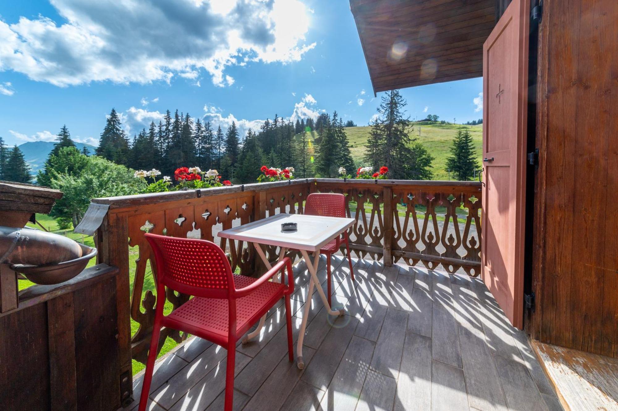 Hotel La Vieille Ferme Manigod Esterno foto