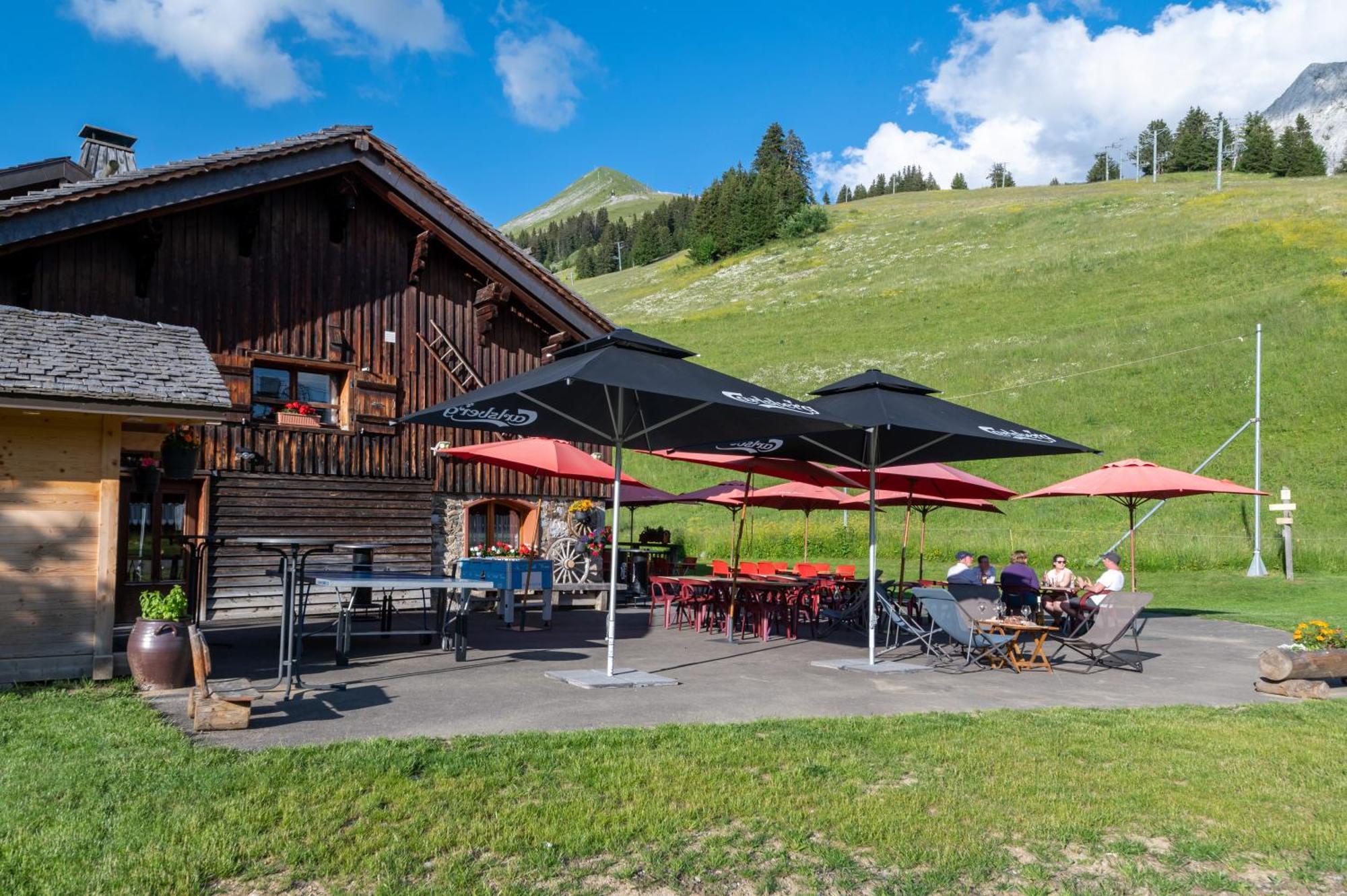 Hotel La Vieille Ferme Manigod Esterno foto